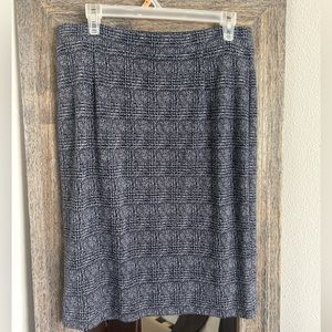 41 Hawthorn Kora Knit Jacquard Pencil Skirt